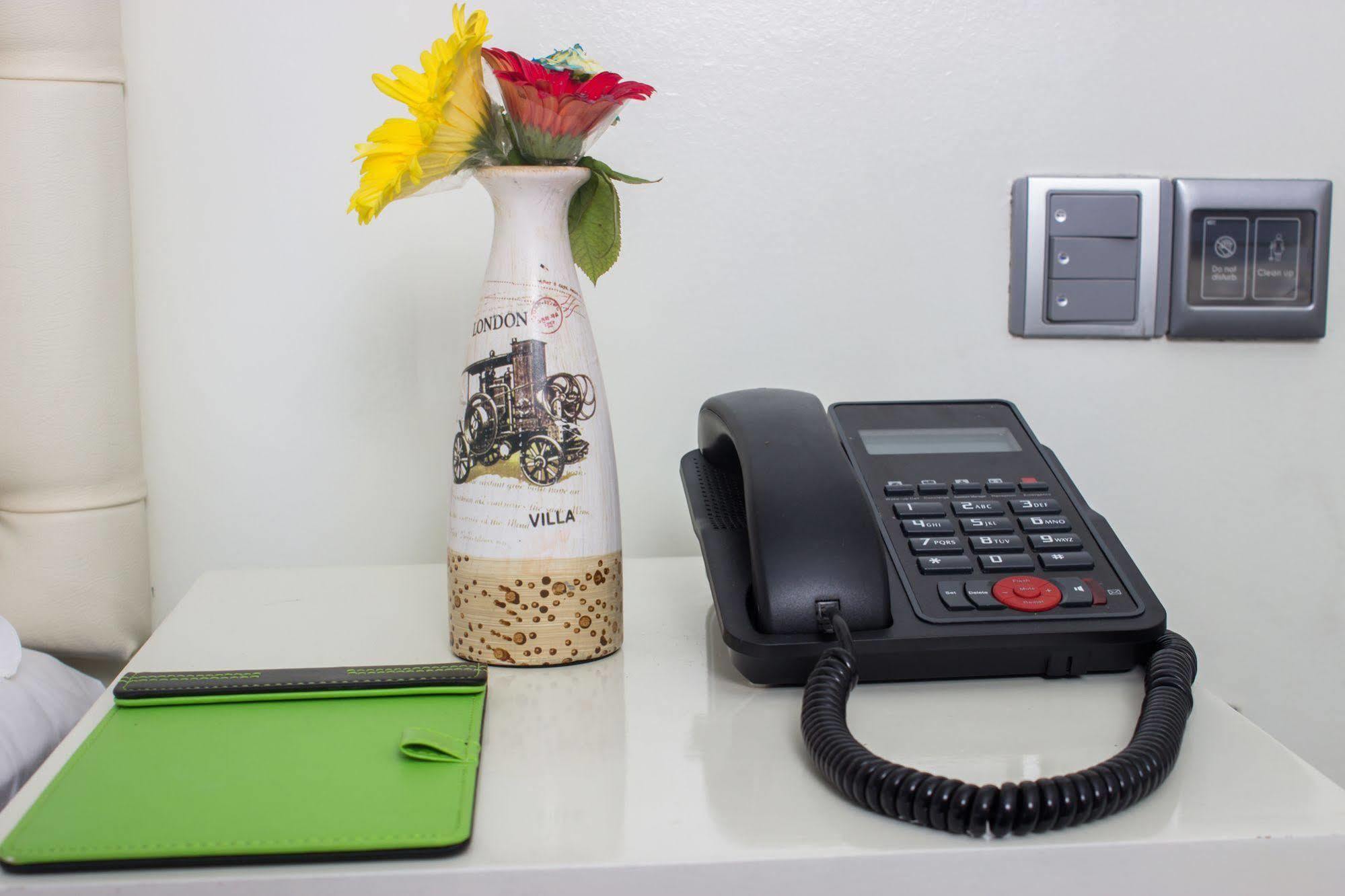 Executive Inn Dhaka Extérieur photo